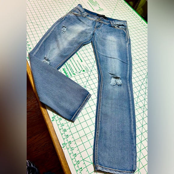 TwentyOne Black by Rue 21 Denim - Twentyone Black by Rue 21 low rise skinny jeans distressed